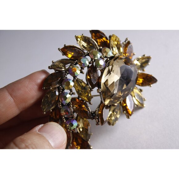 LARGE Rhinestone brooch / pendant champagne, honey and Aurora Borealis colours, - Picture 10 of 10